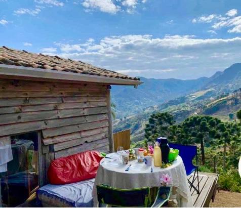 Villa Abrigo de montanha - Berghütte São Bento do Sapucaí Exterior foto